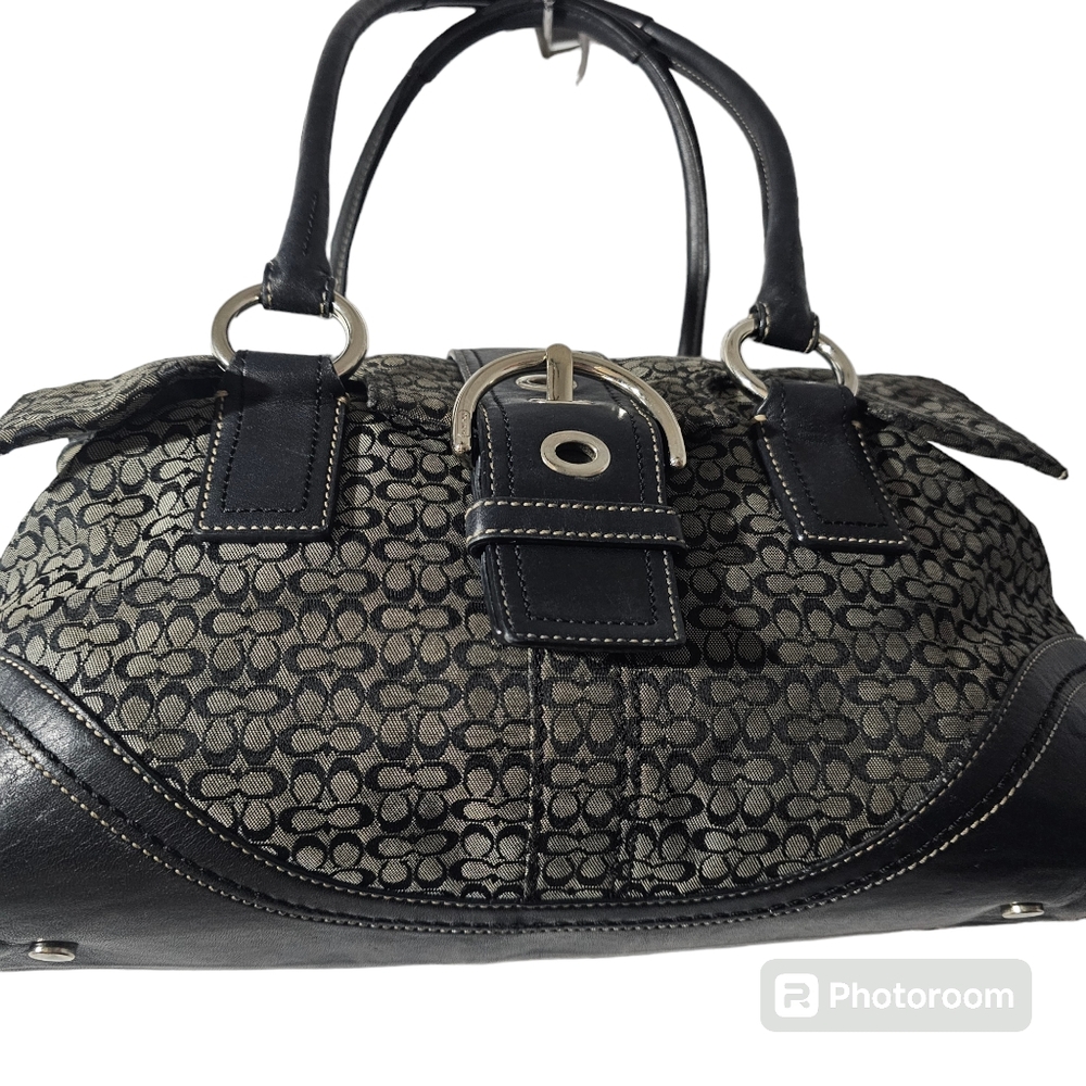 USED- - COACH SHOULDER  GREY & BLACK BAG